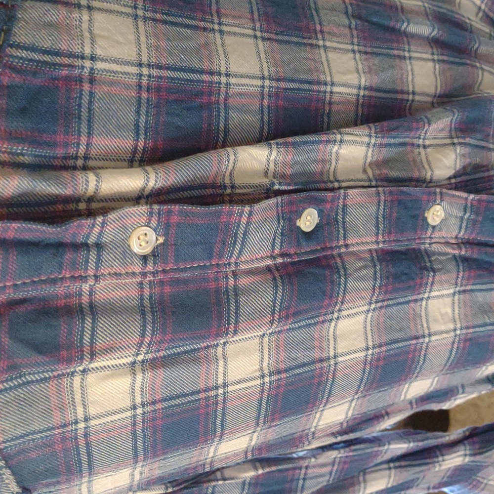 Paige plaid shirt. Size small - Picture 4 of 5